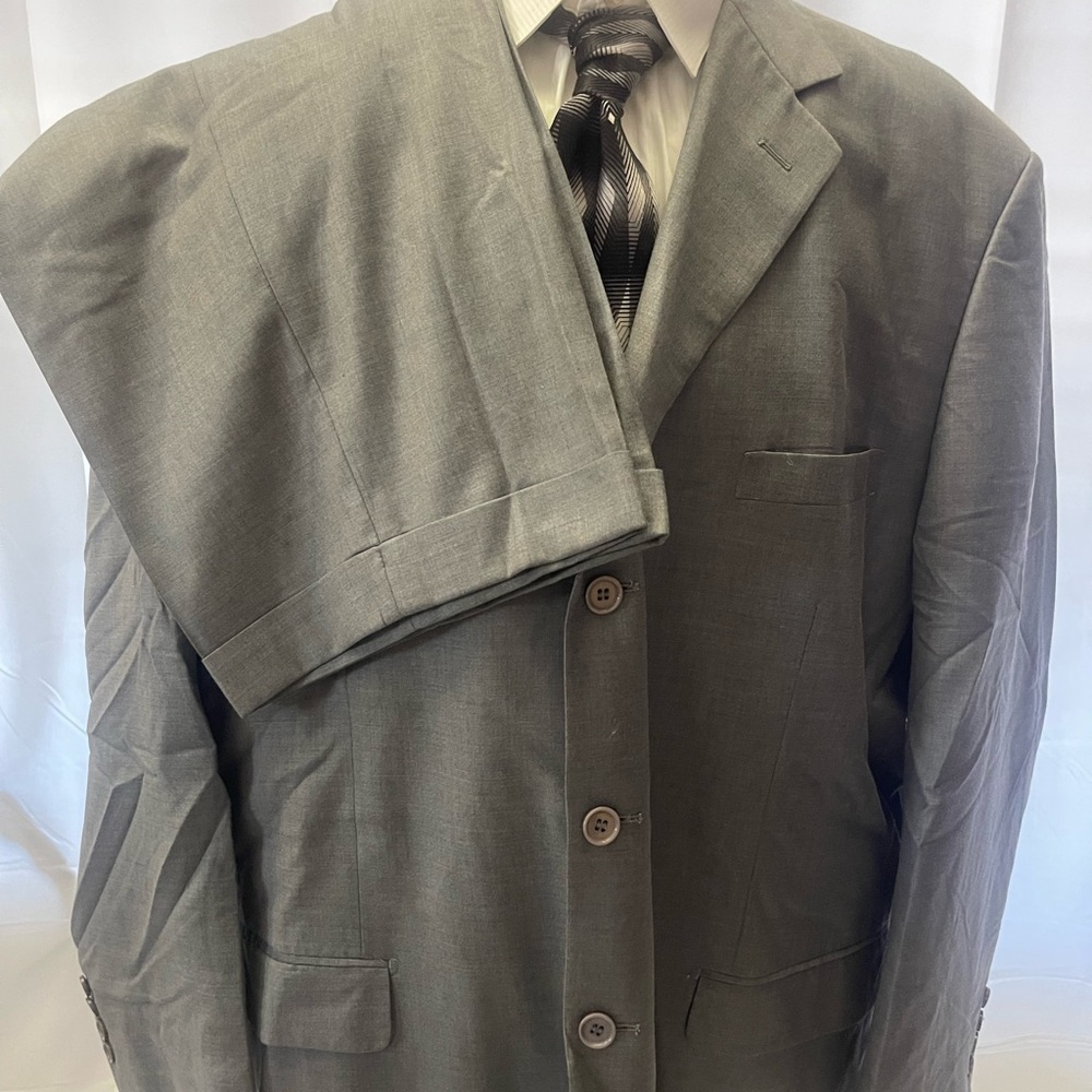Giorgio Fiorelli Charcoal Gray Men's Suit